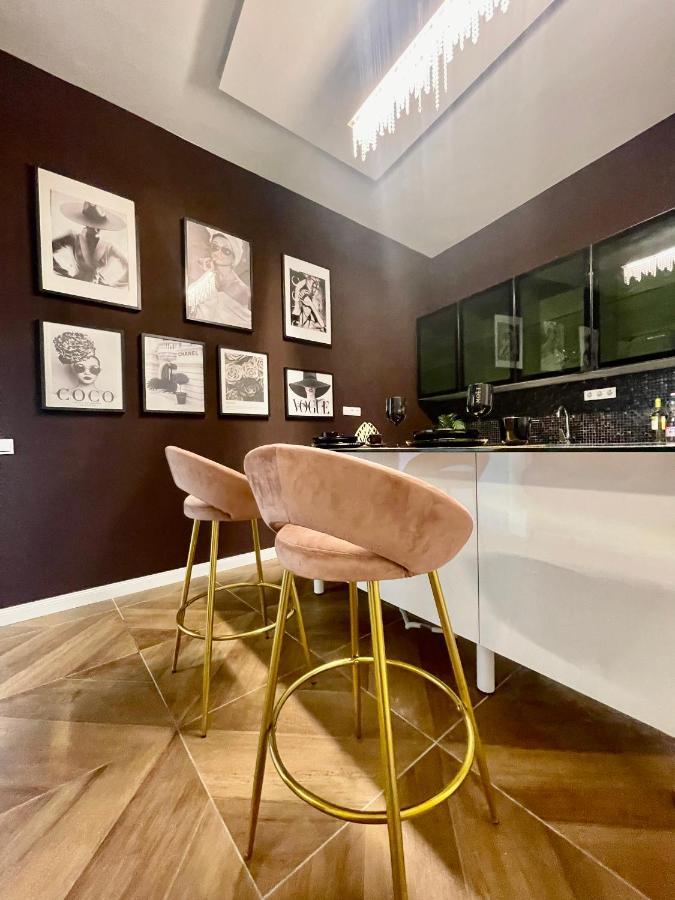 Vip Jacuzzi Luxury Budapeste Exterior foto