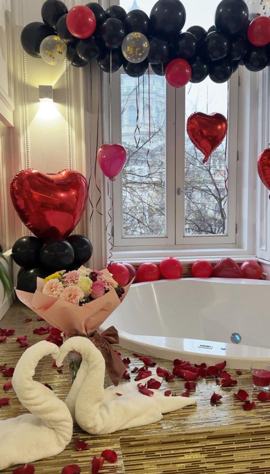 Vip Jacuzzi Luxury Budapeste Exterior foto